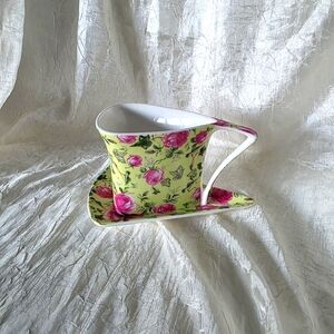 Royal Elfreda Fine Porcelain Triangle Teacup Designed by Allison L L